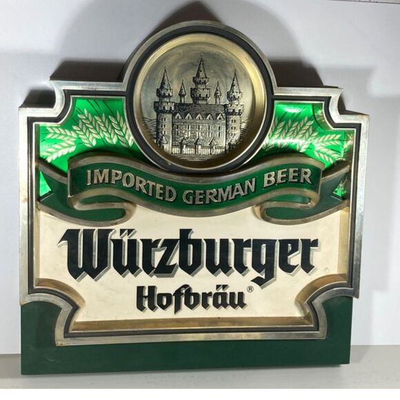 Wurzburger Hofbrau Imported German Beer plaque 1979 Green 3-D Sign - Picture 1 of 3